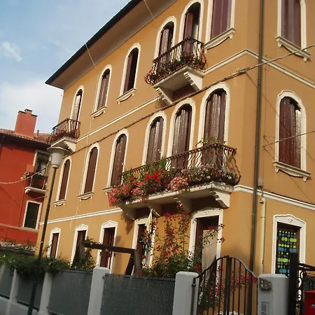 Bed & Breakfast Perla 3*