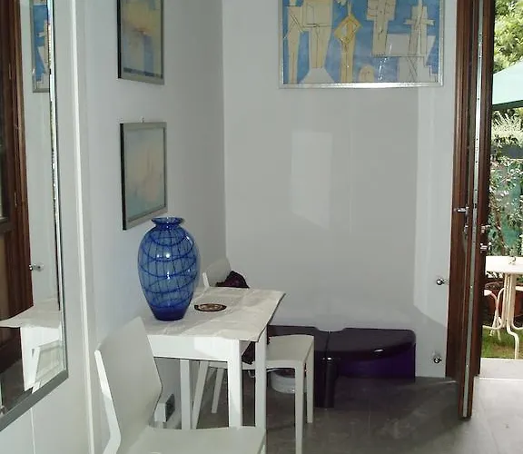 فندق مبيت وإفطار Perla